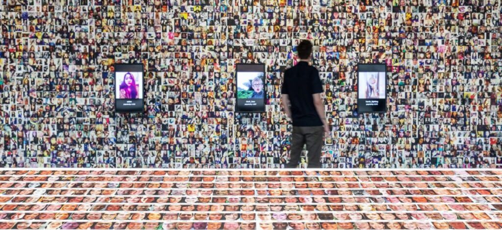 Exhibición de Kate Crawford y Trevor Paglen: Training Humans